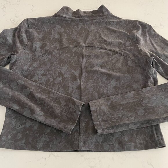 Lululemon All Aligned Mock Nk LS Crop Top Hideaway Camo Deep Coal Multi Grey 8 - Picture 2 of 8